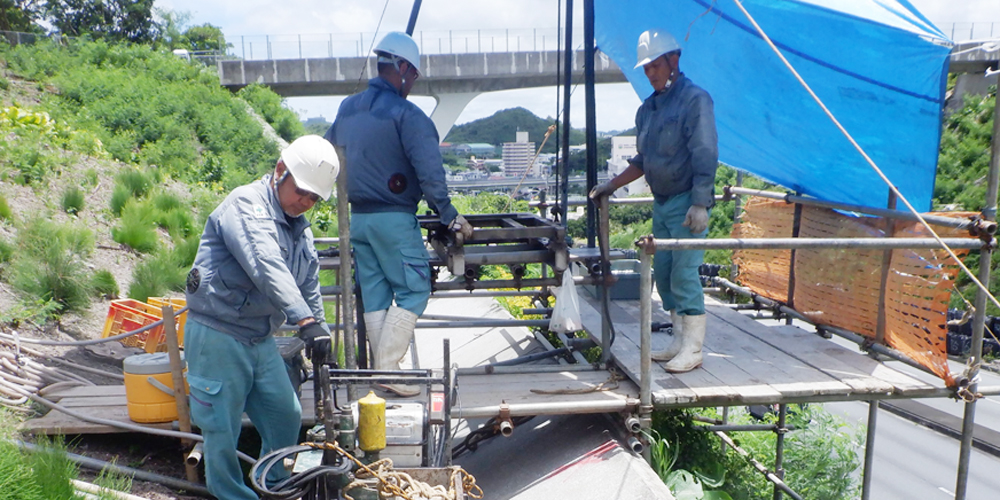 株式会社 エスボーリング開発【ボーリング地質調査スタッフ(南城市)【資格取得有／夏季休暇有】】の求人募集画像