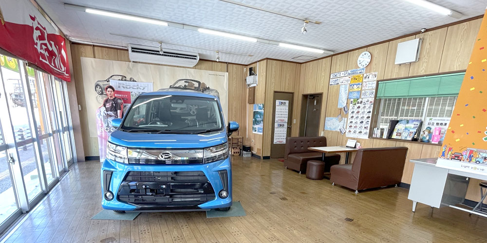 有限会社　與儀モータース【自動車整備士（那覇市上間）【充実待遇／無料駐車場有】】の求人募集画像